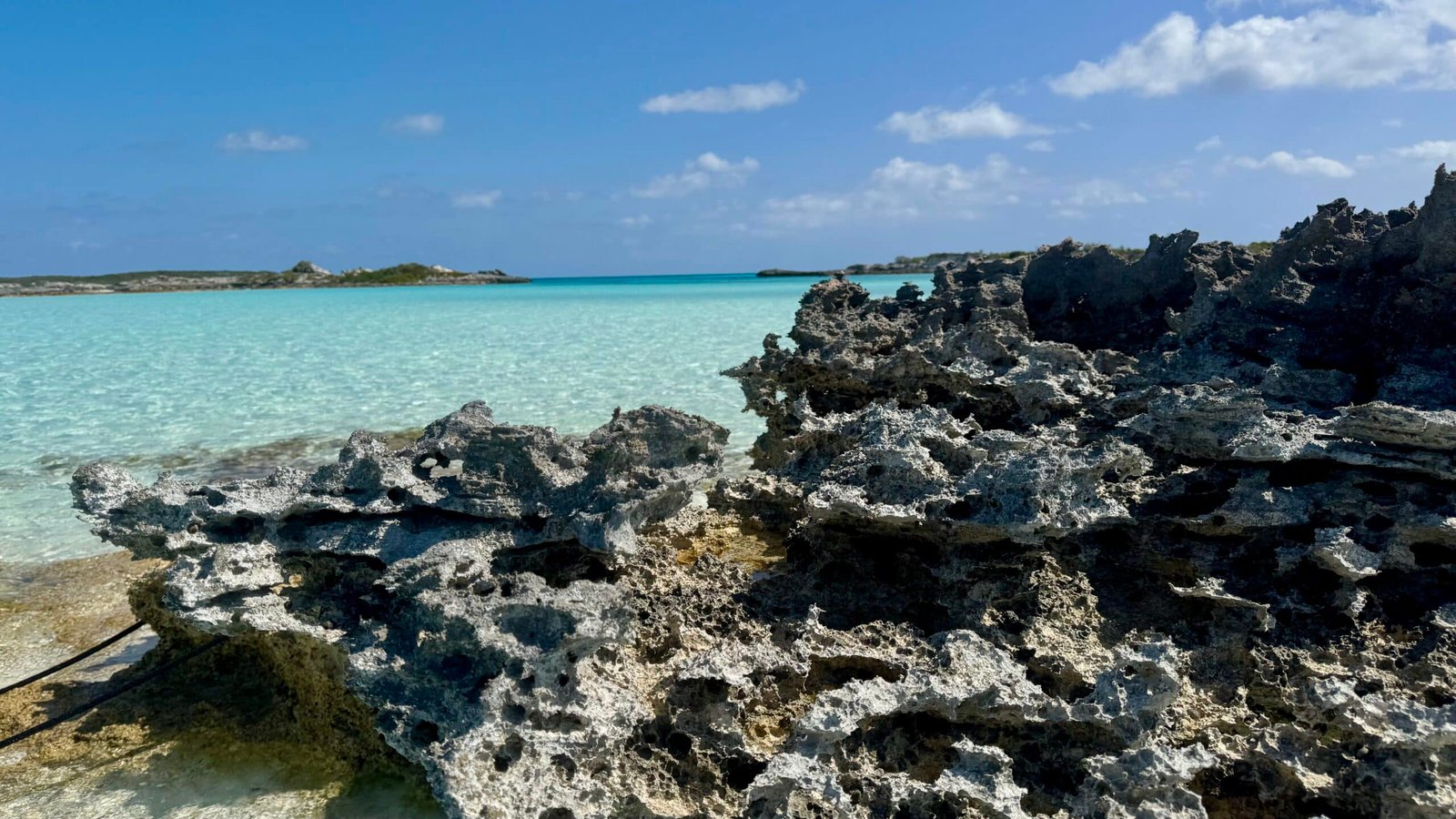 Compass Cay/Pipe Cay - Bell Island - Exumas, Bahamas - ilederey.com